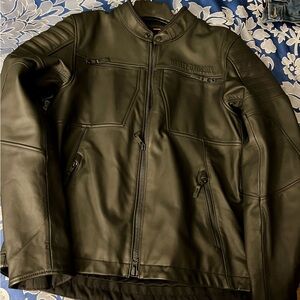 Harley-Davidson Men's Black Leather Jacket size Med